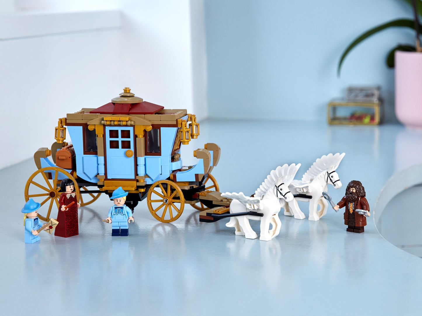 Beauxbatons' Carriage: Arrival at Hogwarts